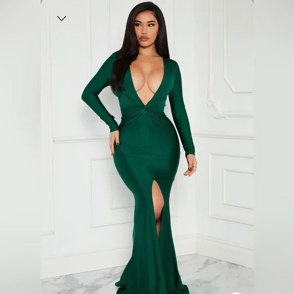 gold dama dresses for quinceanera in Rose Style MQ2080 Quince Outfit Plain Simple Bridal Veil Please note that slight nav-581 SIZE:XL *FINAL SALE*